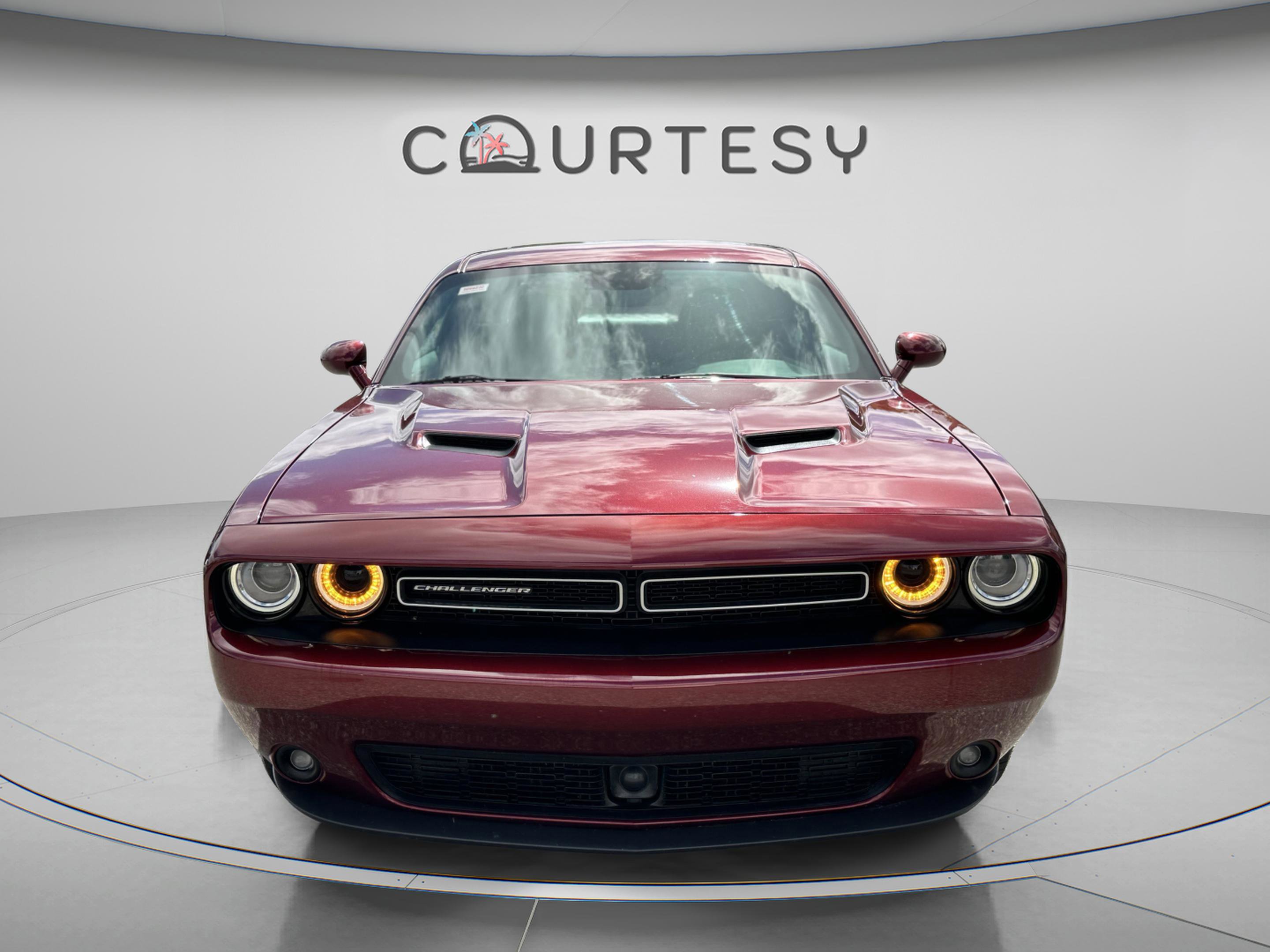 Used 2017 Dodge Challenger GT w/ Technology Group image 10