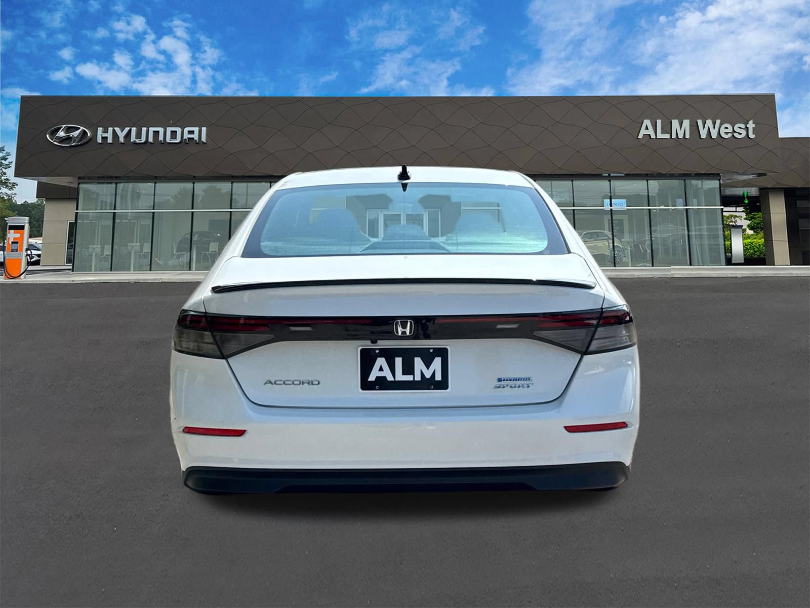 Used 2025 Honda Accord Sport image 6