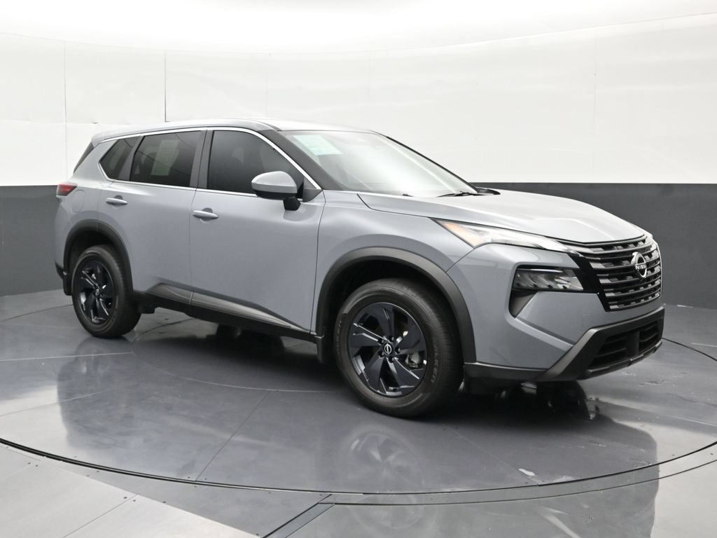 Used 2026 Nissan Rogue SV FWD image 7