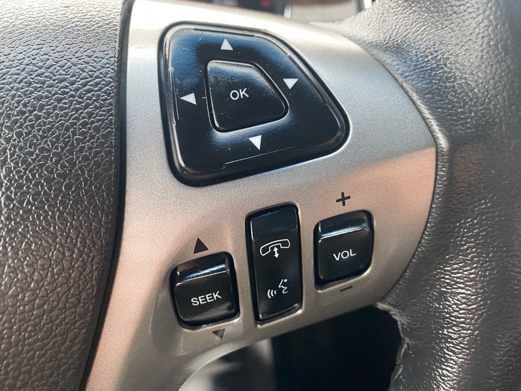 Used 2018 Ford Taurus Limited FWD image 17