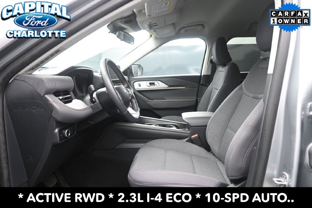 Used 2025 Ford Explorer Active RWD image 10