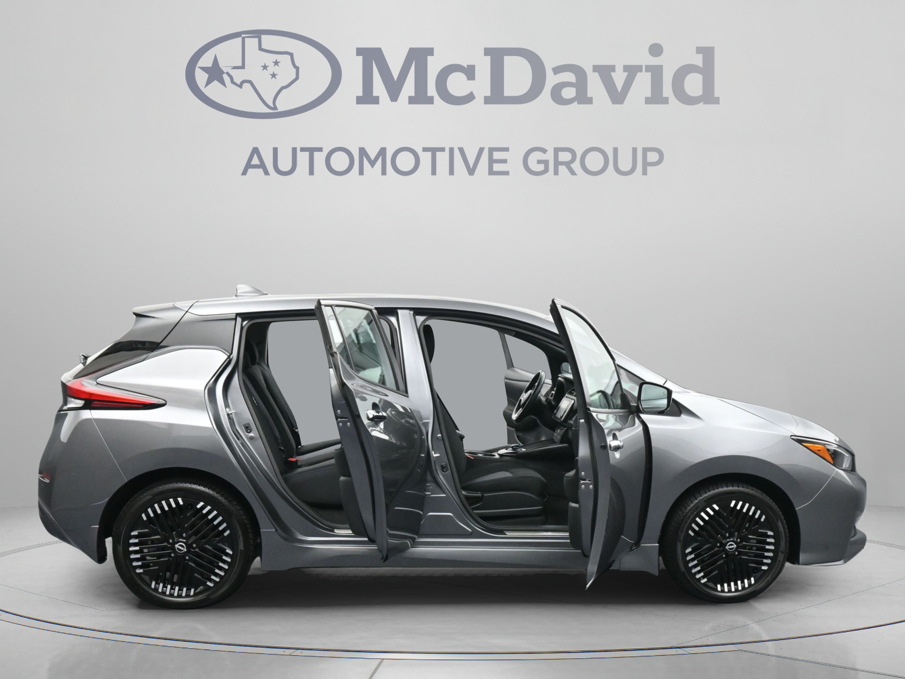 Used 2025 Nissan Leaf SV Plus FWD image 40