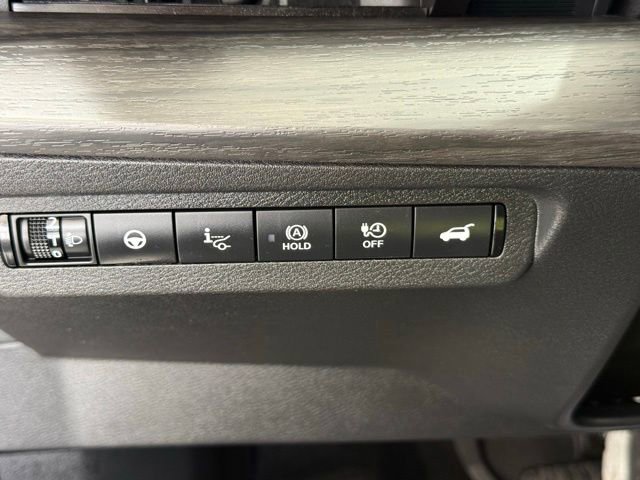Used 2024 Nissan Ariya FWD image 29