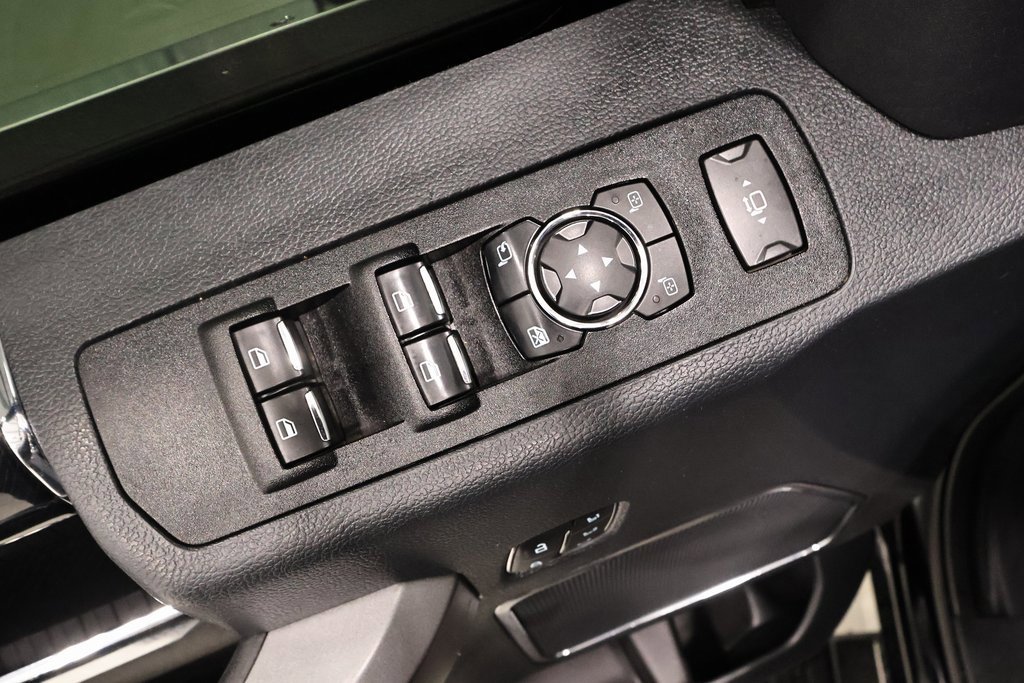 Certified 2022 Ford F450 Platinum w/ FX4 Off-Road Package image 12