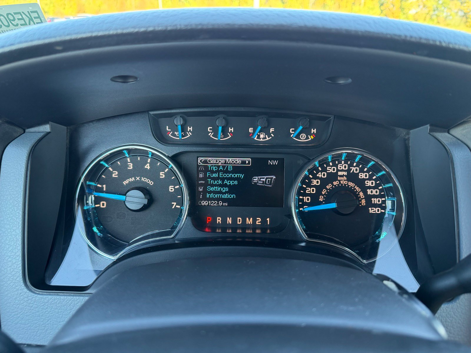 Used 2014 Ford F150 XLT w/ Equipment Group 302A Luxury AWD/4WD image 16