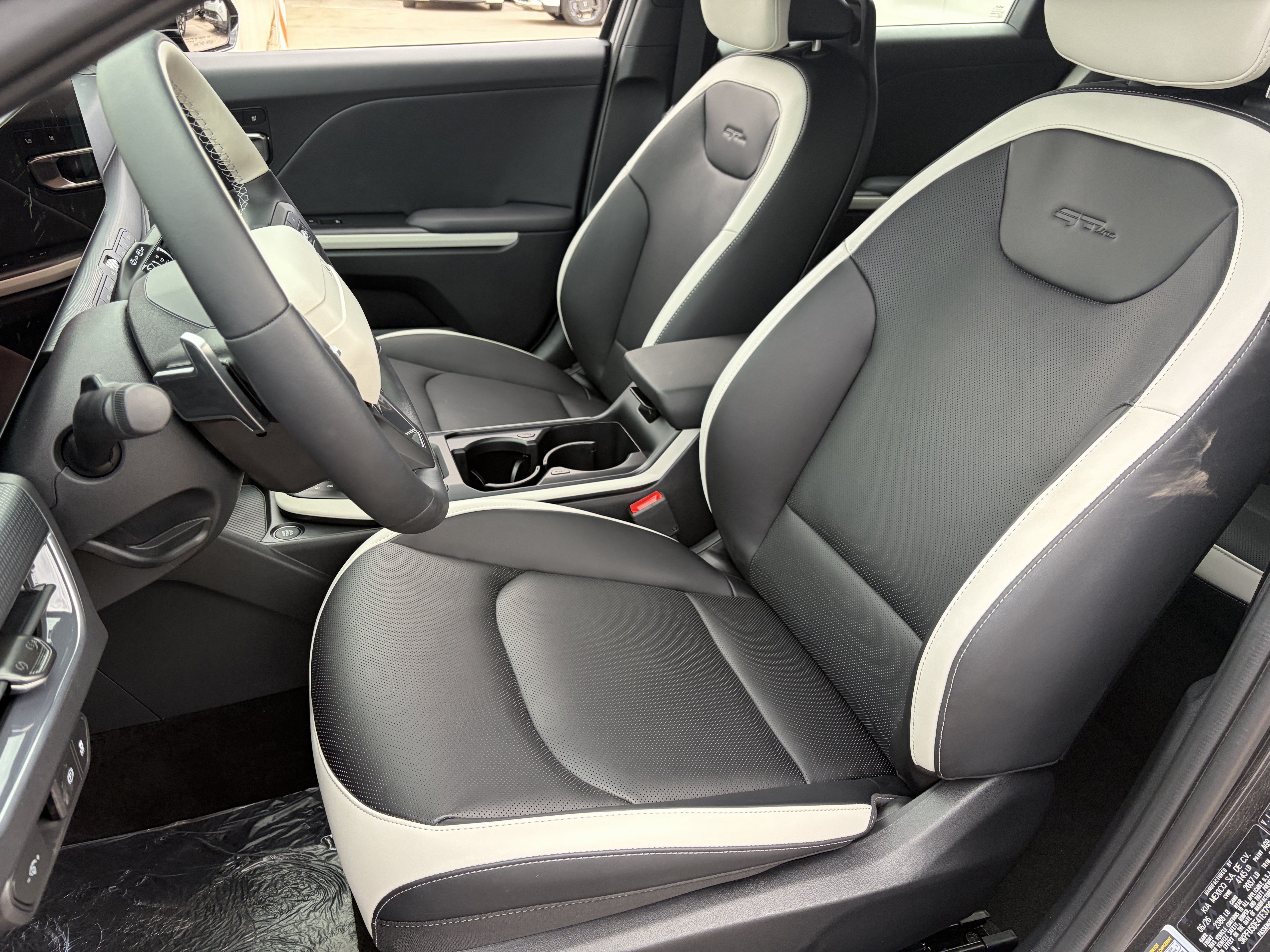 New 2026 Kia K4 GT-Line Turbo w/ GT-Line Premium Package FWD image 18