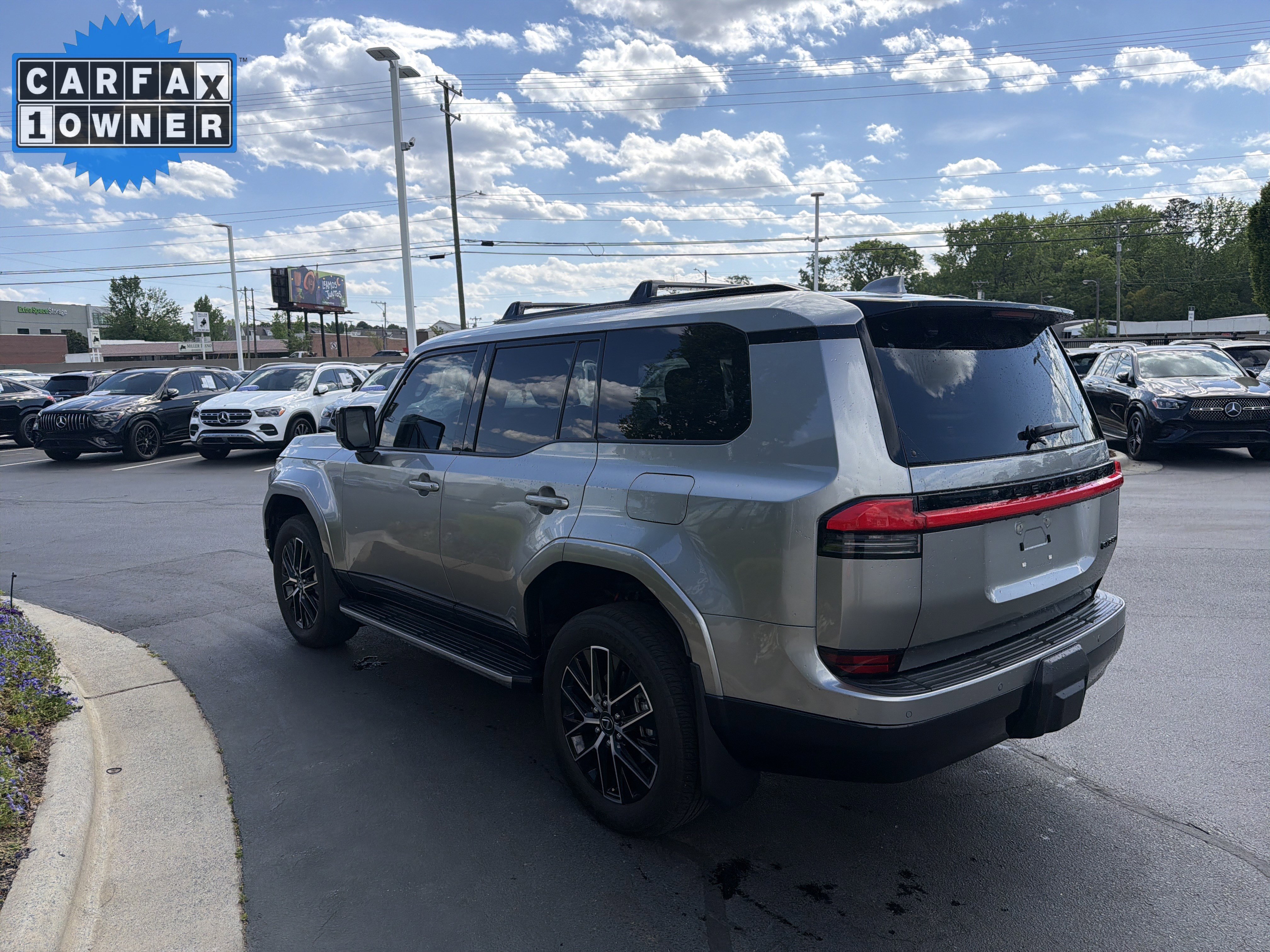 Used 2024 Lexus GX 550 image 12