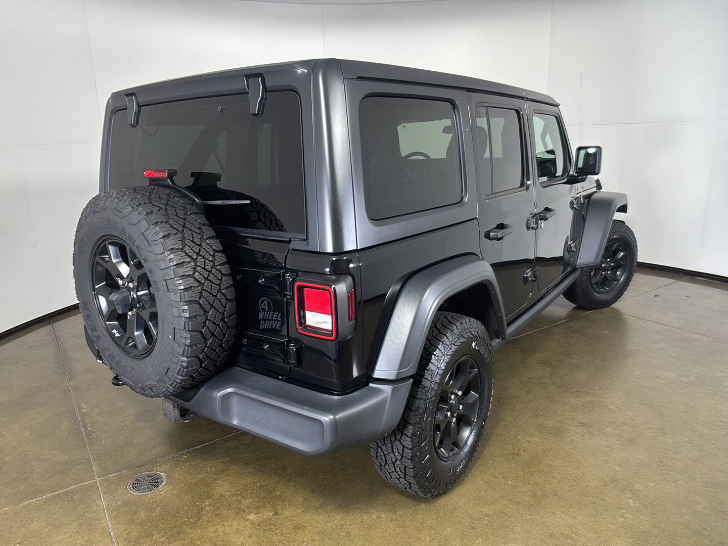 Used 2021 Jeep Wrangler Unlimited Sport AWD/4WD image 10