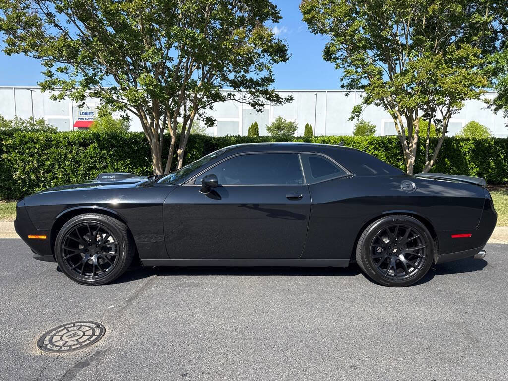 Used 2016 Dodge Challenger R/T Plus RWD image 5