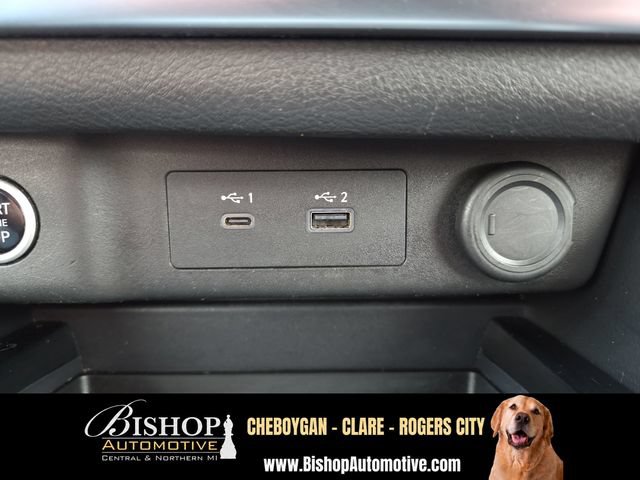 Used 2023 Nissan Rogue SV AWD/4WD image 16