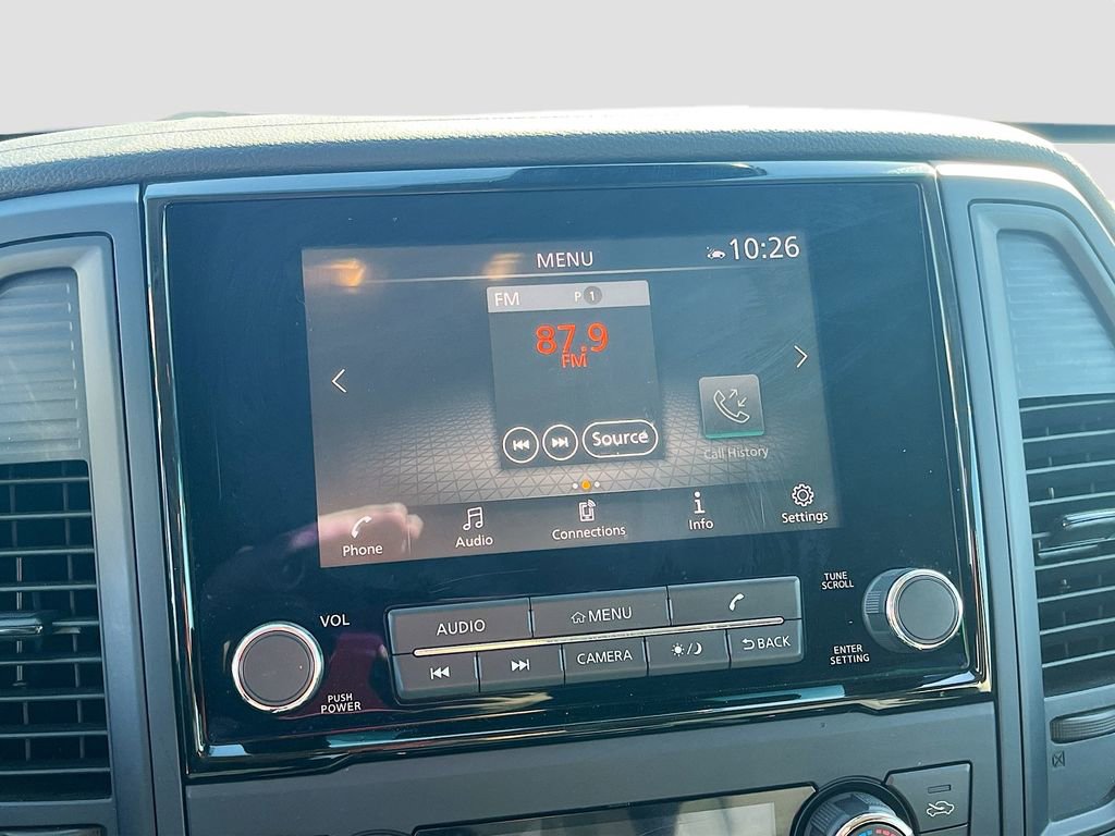 Used 2024 Nissan Titan SV w/ SV Convenience Package image 14