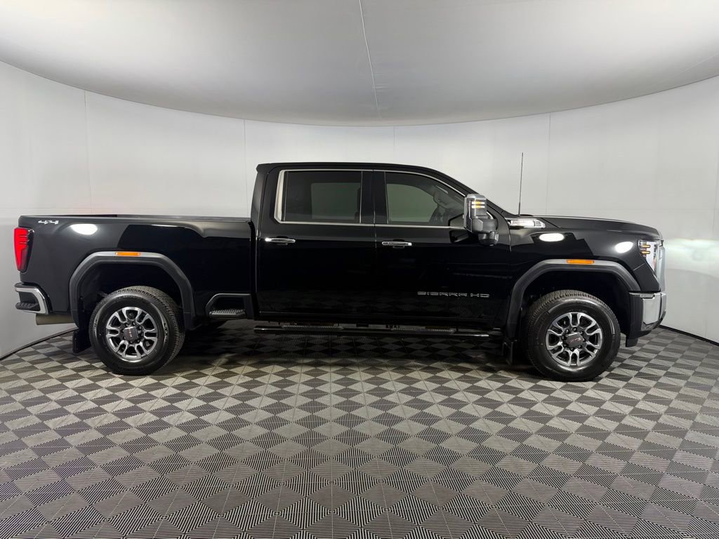 Used 2025 GMC Sierra 3500 SLT AWD/4WD image 7