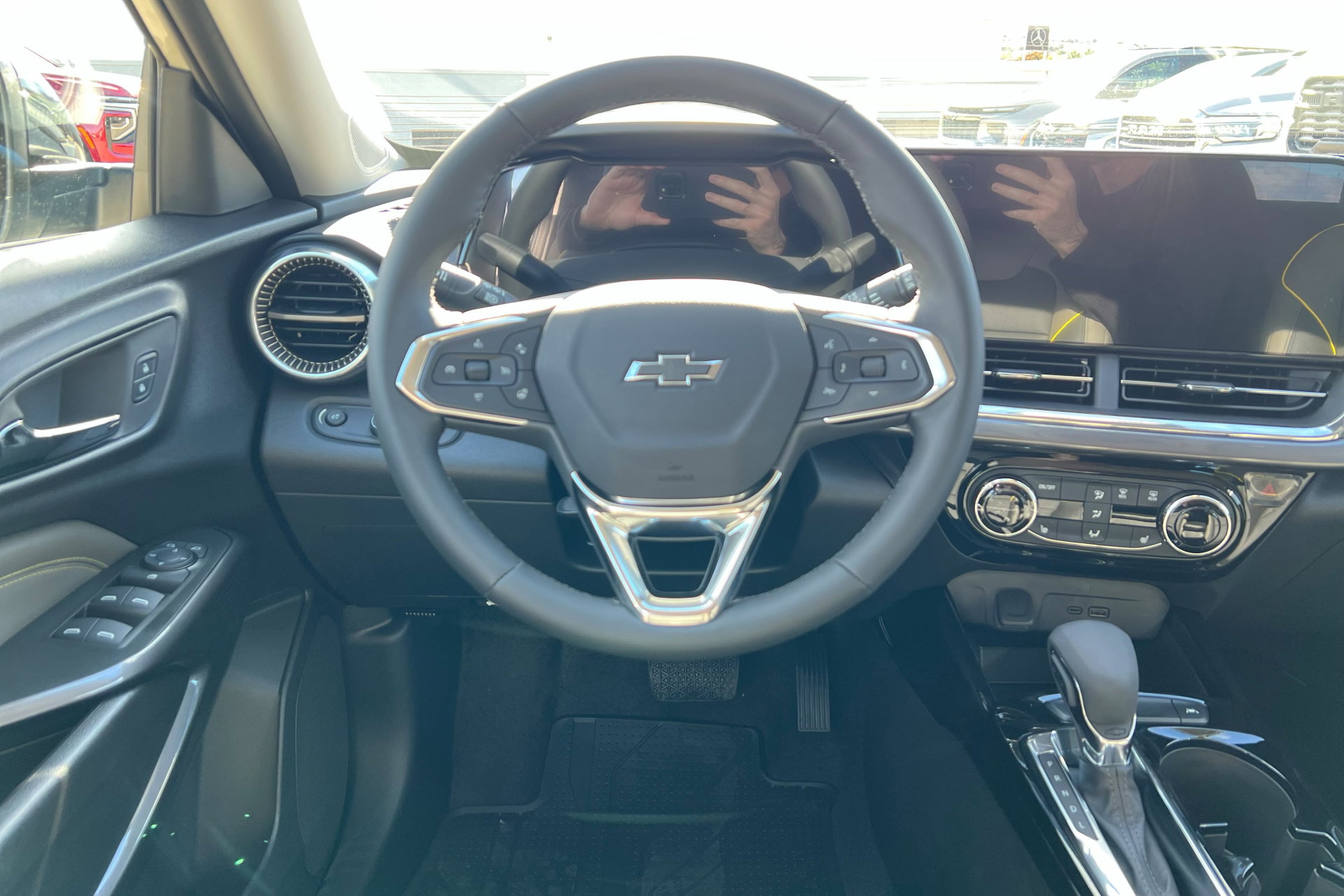 New 2026 Chevrolet Trax ACTIV w/ Driver Confidence Package image 13