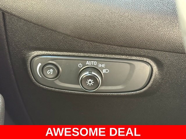 Used 2019 Chevrolet Equinox LT FWD image 19