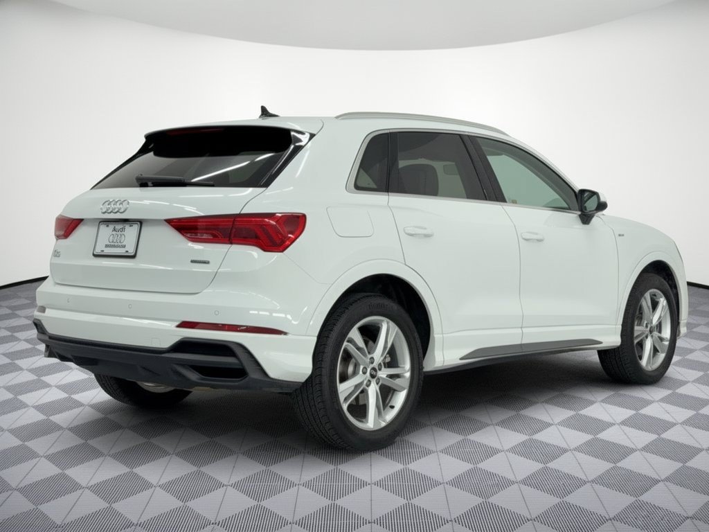Used 2024 Audi Q3 2.0T Premium AWD/4WD image 9