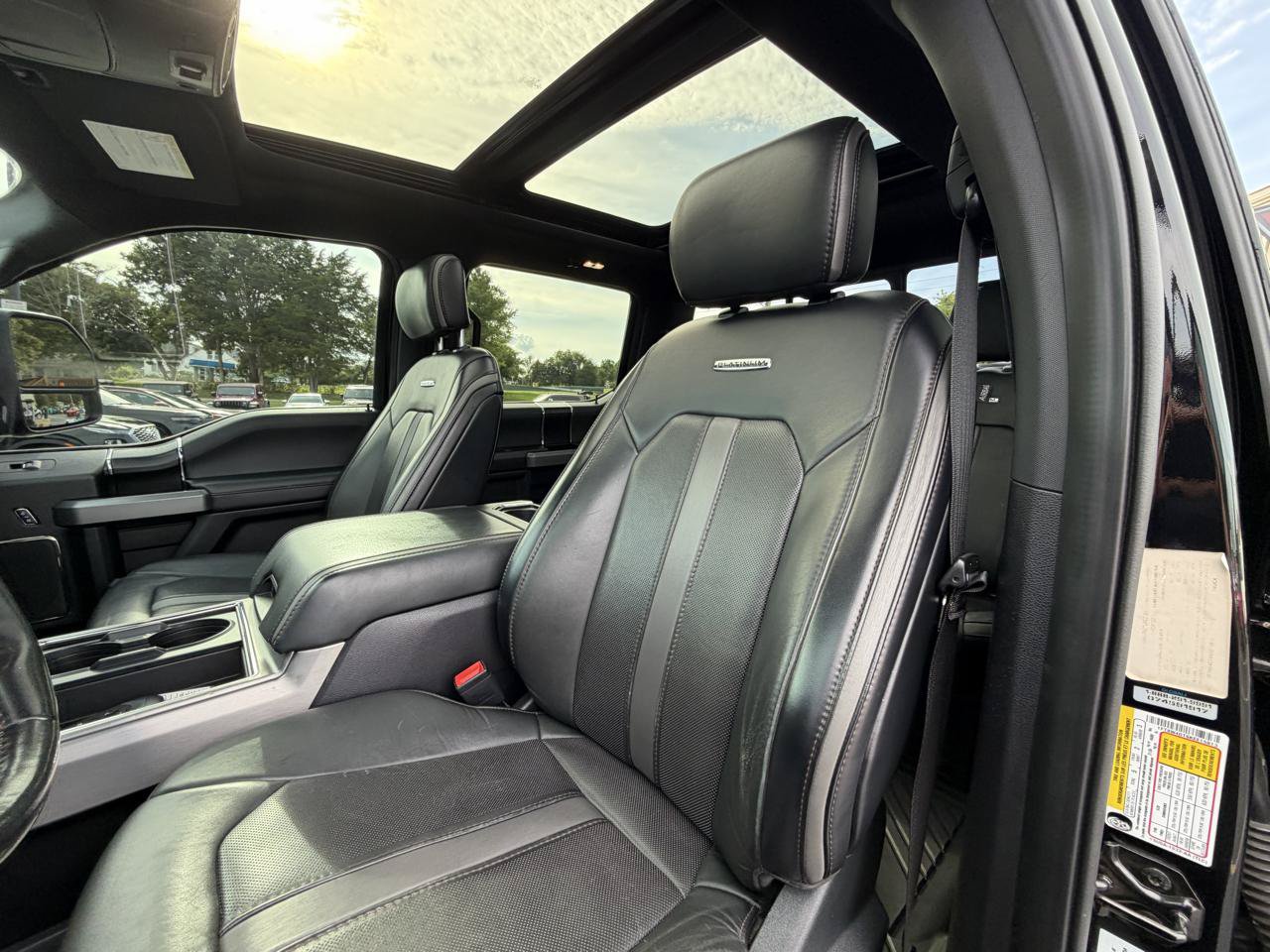 Used 2019 Ford F450 Platinum w/ Platinum Ultimate Package AWD/4WD image 20