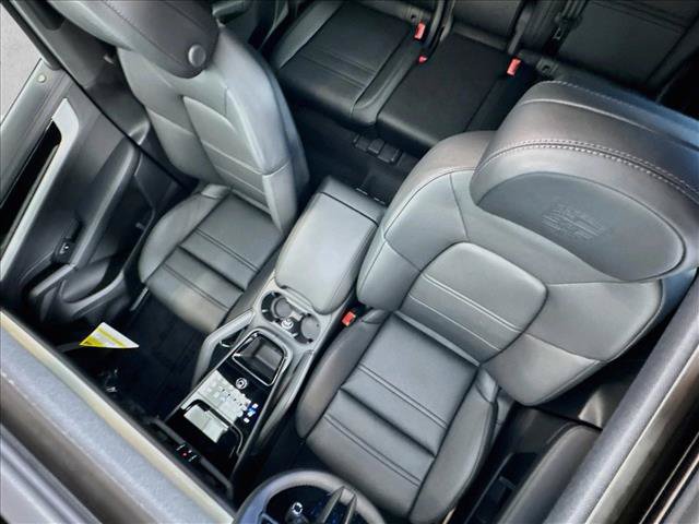New 2026 Porsche Cayenne AWD/4WD image 19