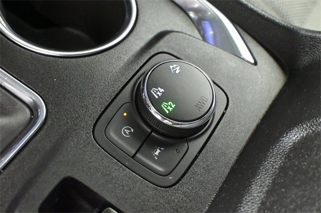 Certified 2023 Chevrolet Traverse LT image 28