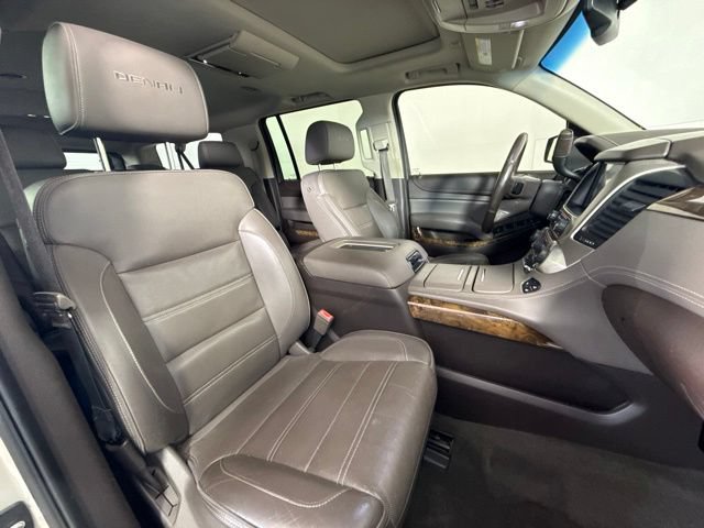 Used 2016 GMC Yukon XL Denali w/ Open Road Package AWD/4WD image 38