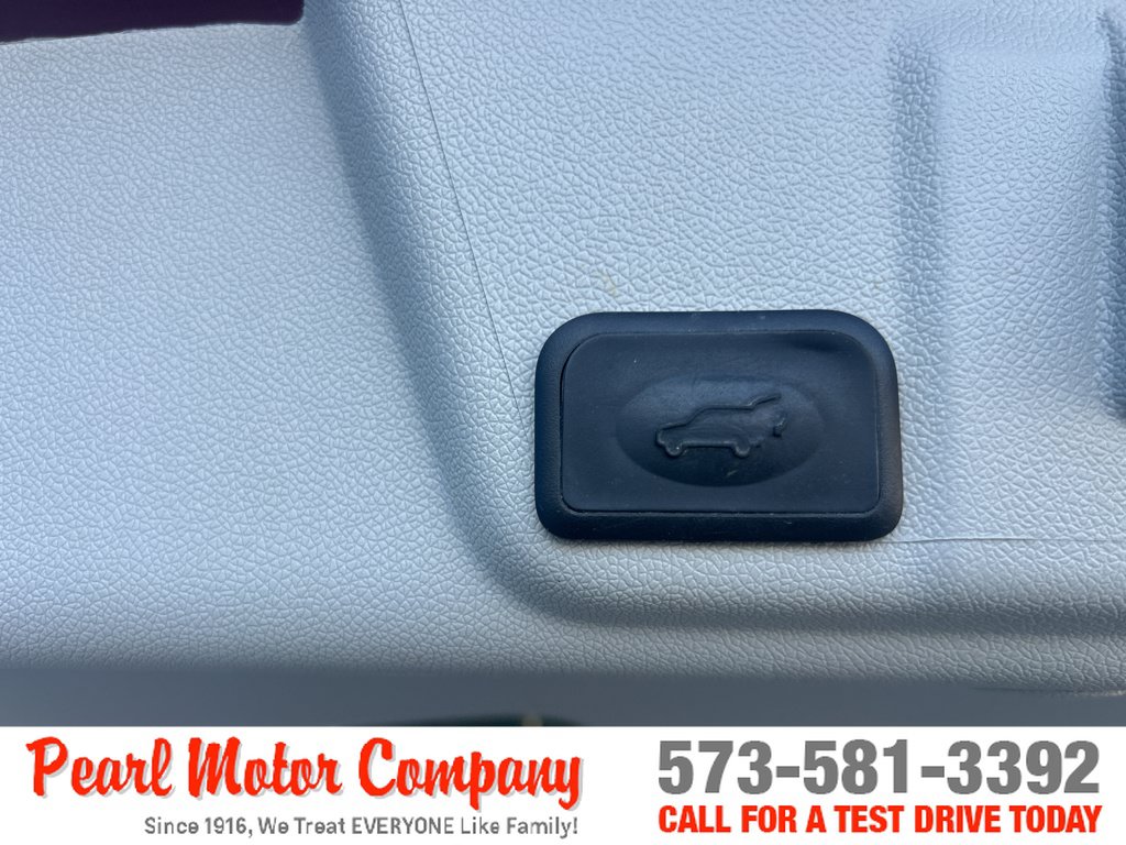 Certified 2017 Buick Enclave Premium w/ Experience Buick Package AWD/4WD image 24