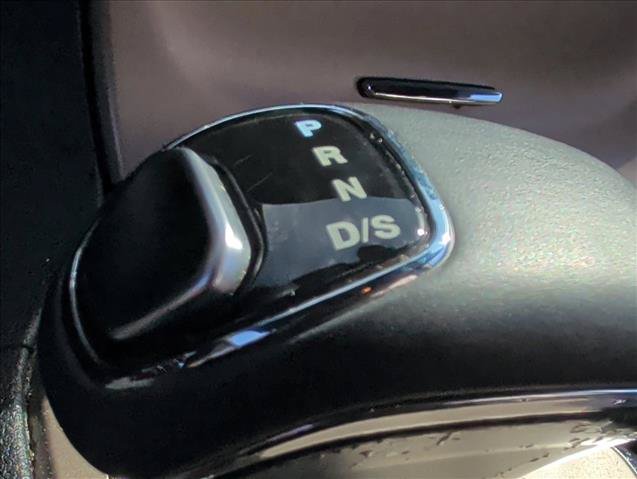 Used 2015 Jeep Grand Cherokee Overland AWD/4WD image 8