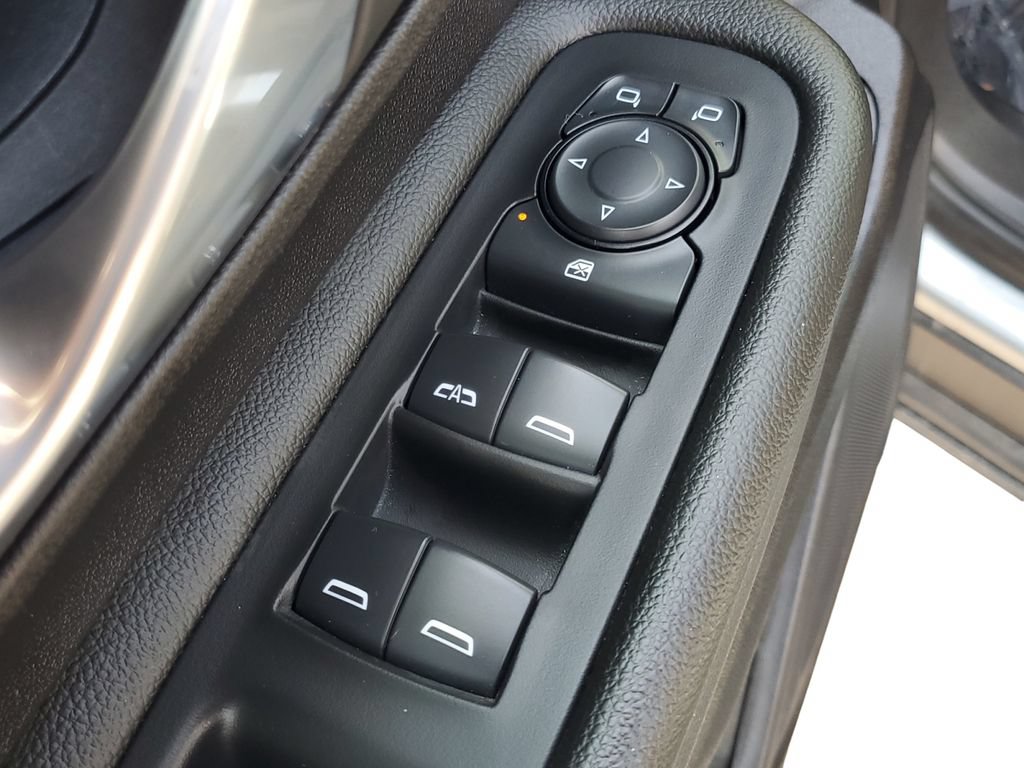 Used 2024 GMC Terrain SLE FWD image 23