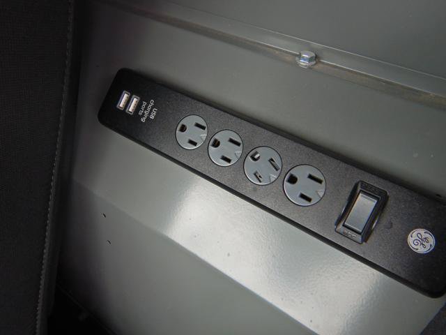 Used 2020 Ford Transit Connect XL FWD image 14