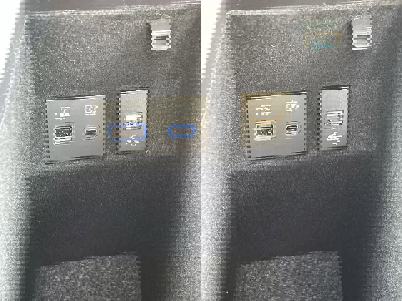 Used 2022 Toyota Avalon Limited w/ Advanced Safety Package image 27