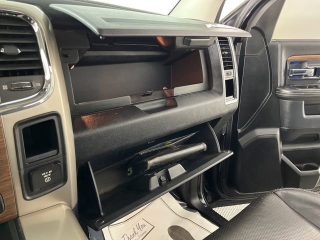 Used 2014 RAM 1500 Laramie w/ Convenience Group image 40