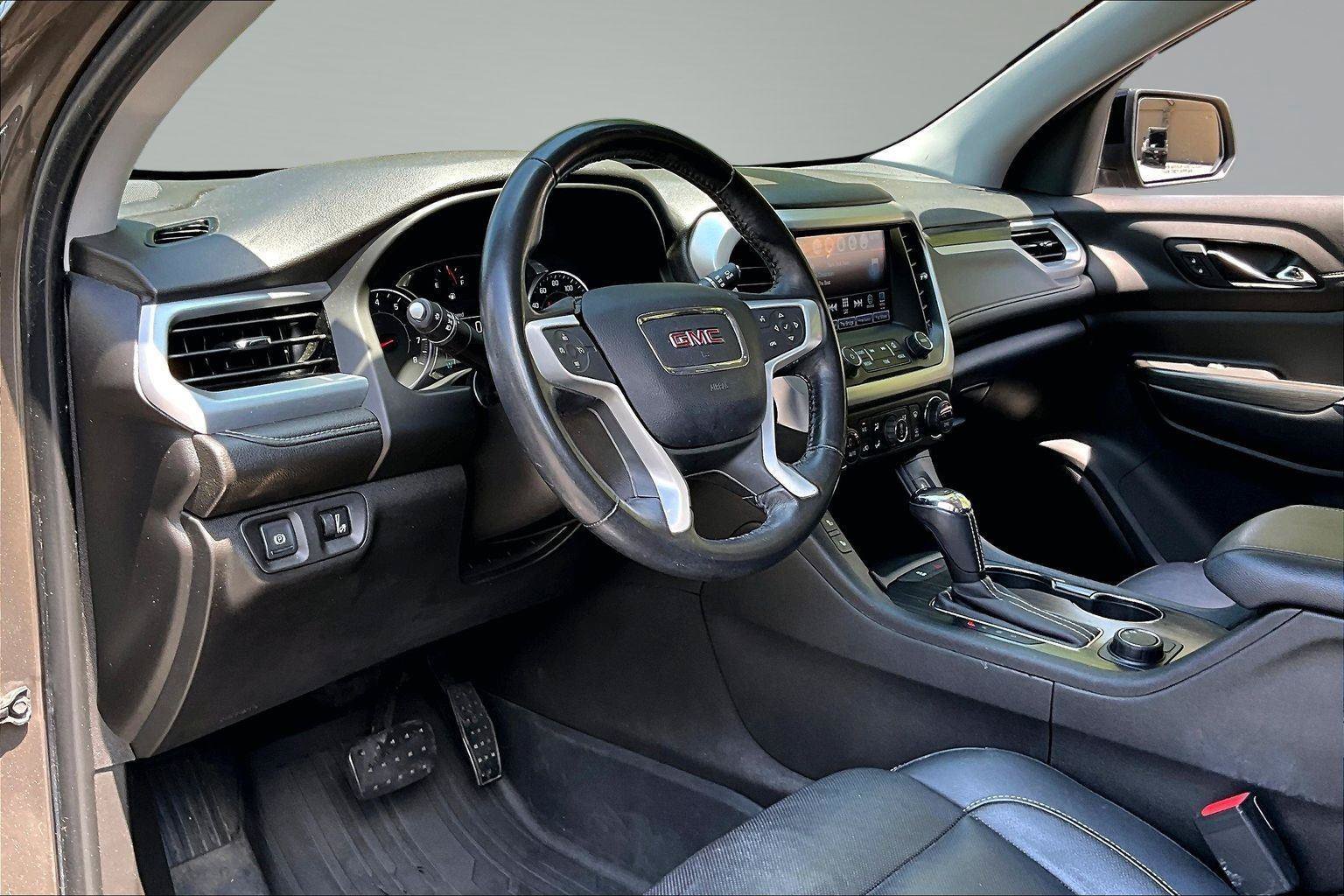 Used 2019 GMC Acadia SLT w/ Black Edition AWD/4WD image 14