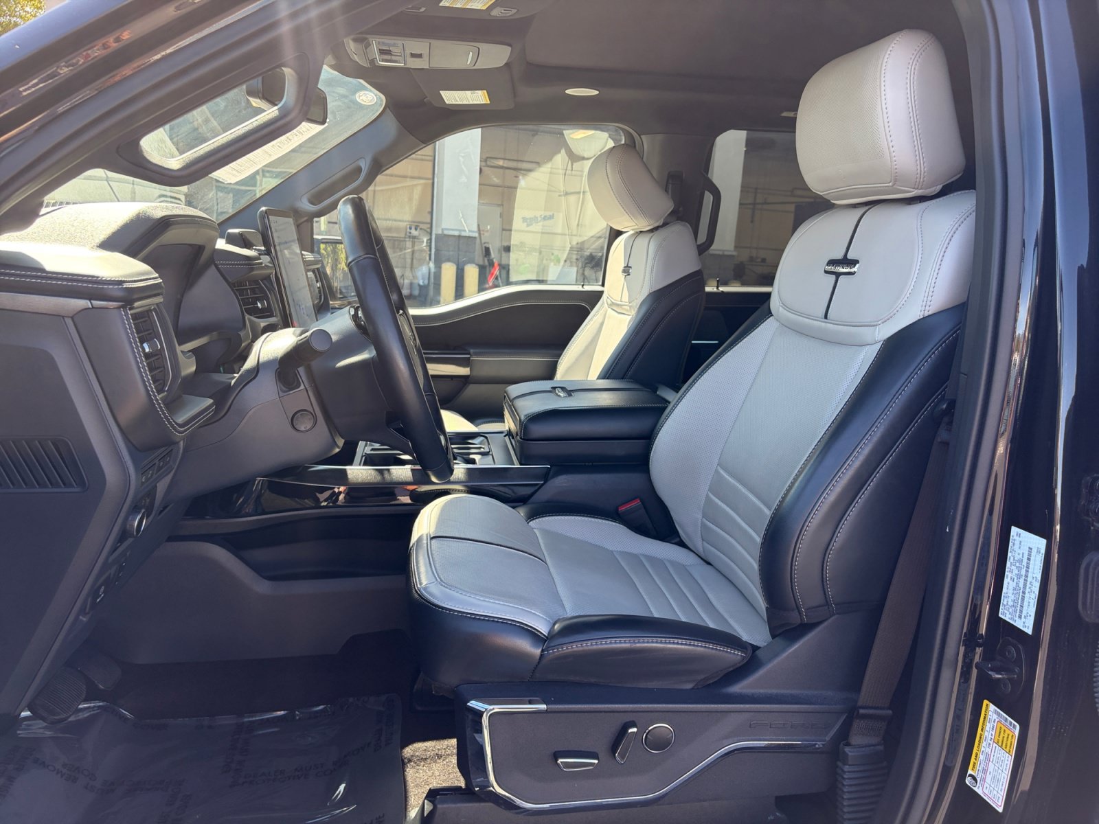 Certified 2023 Ford F150 Lightning Platinum AWD/4WD image 19