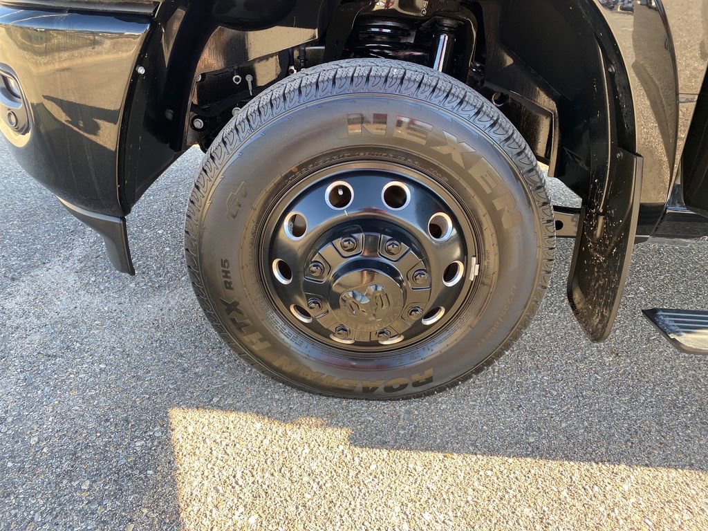 Used 2025 RAM 3500 Limited image 28