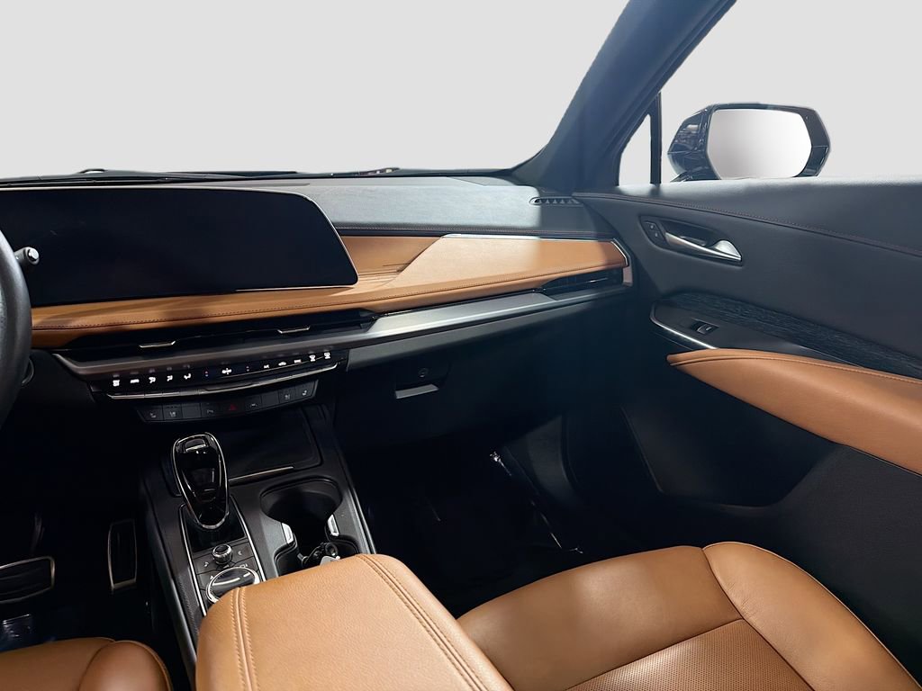 Used 2024 Cadillac XT4 Sport image 23