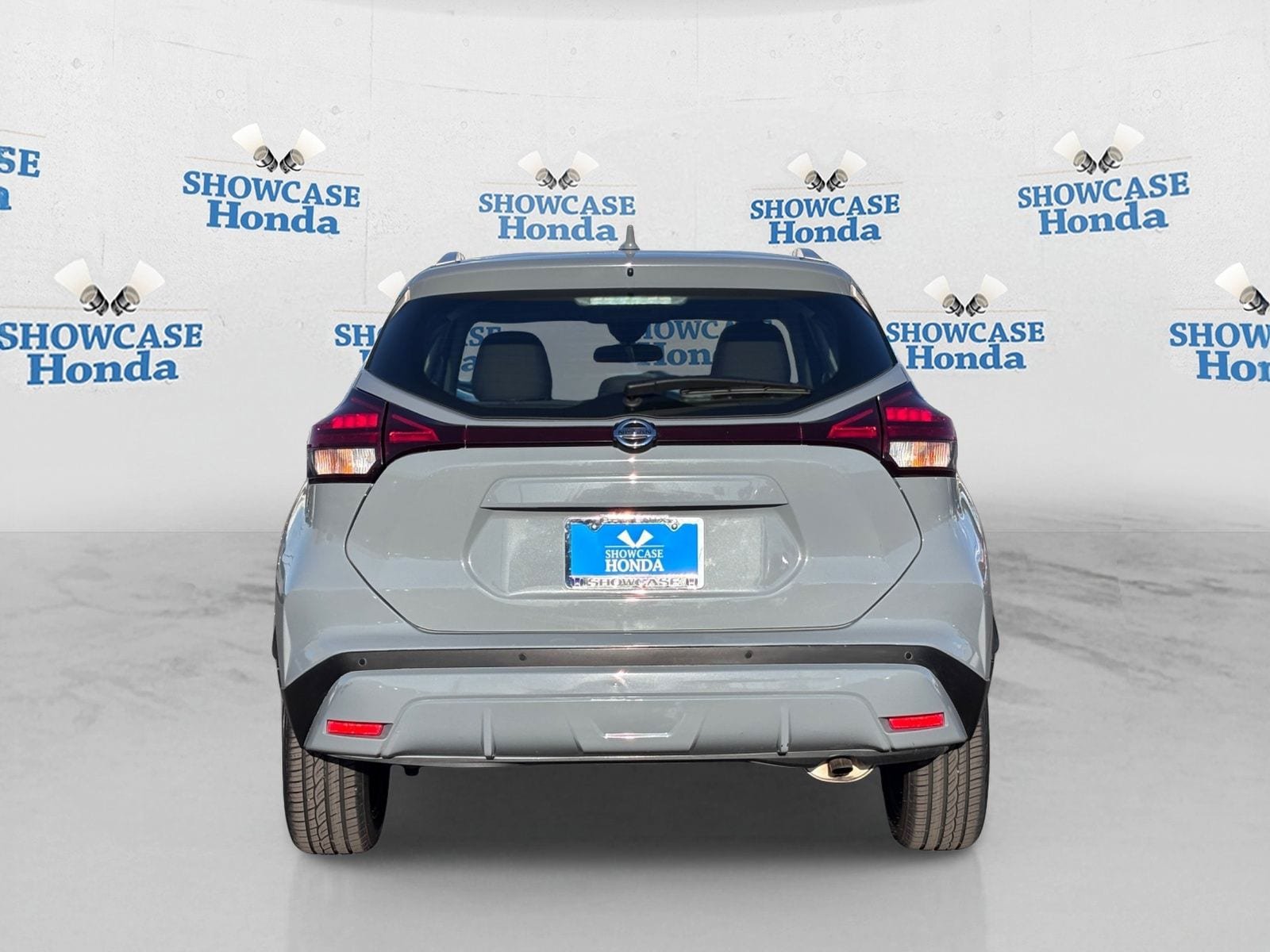 Used 2021 Nissan Kicks SV FWD image 7