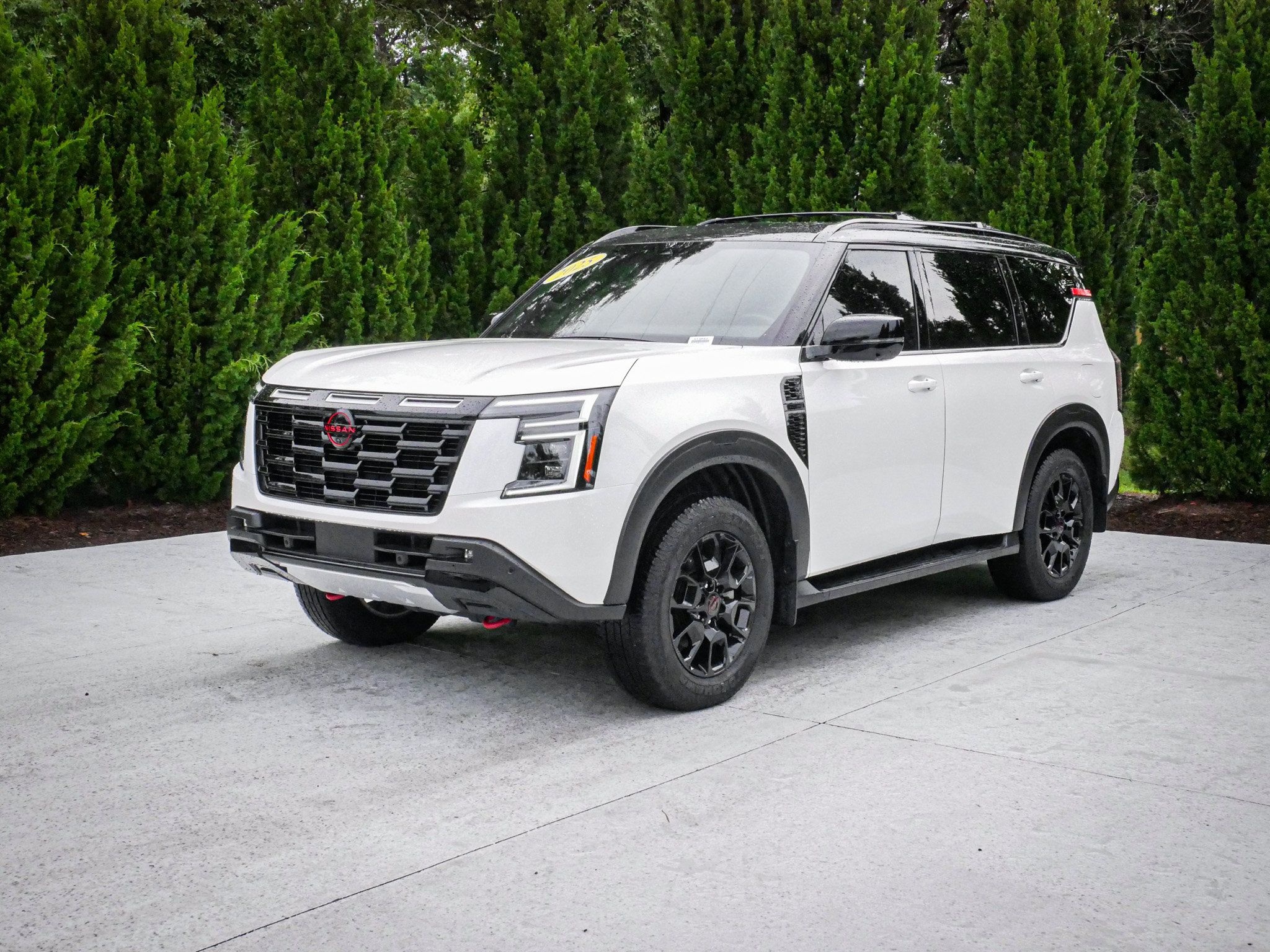 Used 2025 Nissan Armada PRO-4X AWD/4WD image 5