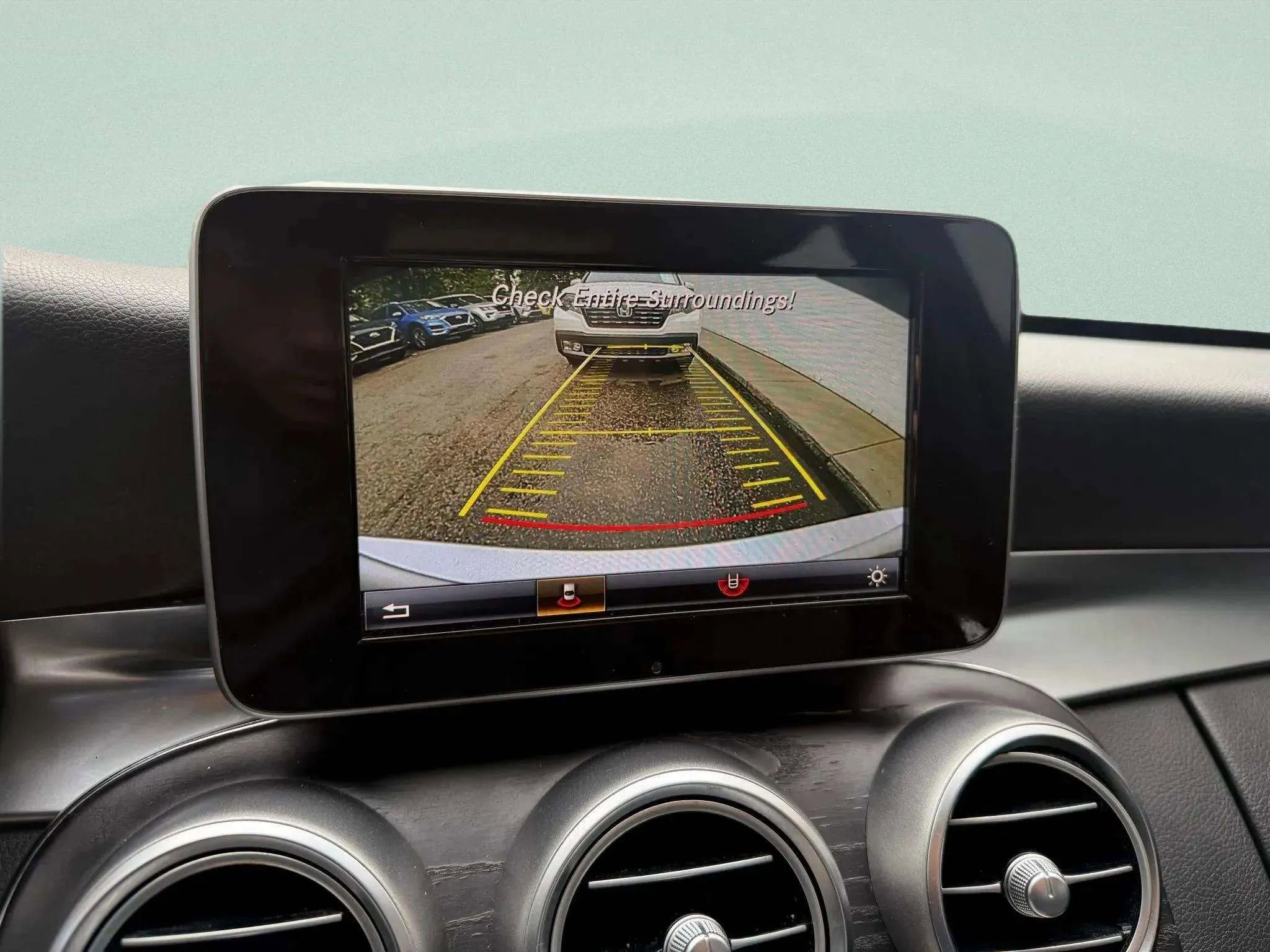 Used 2016 Mercedes-Benz C 300 4MATIC Sedan image 14