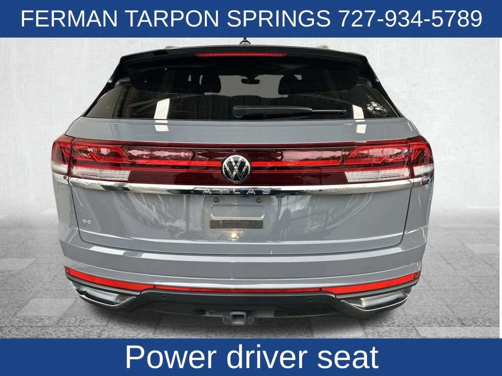 Used 2024 Volkswagen Atlas Cross Sport SE FWD image 7