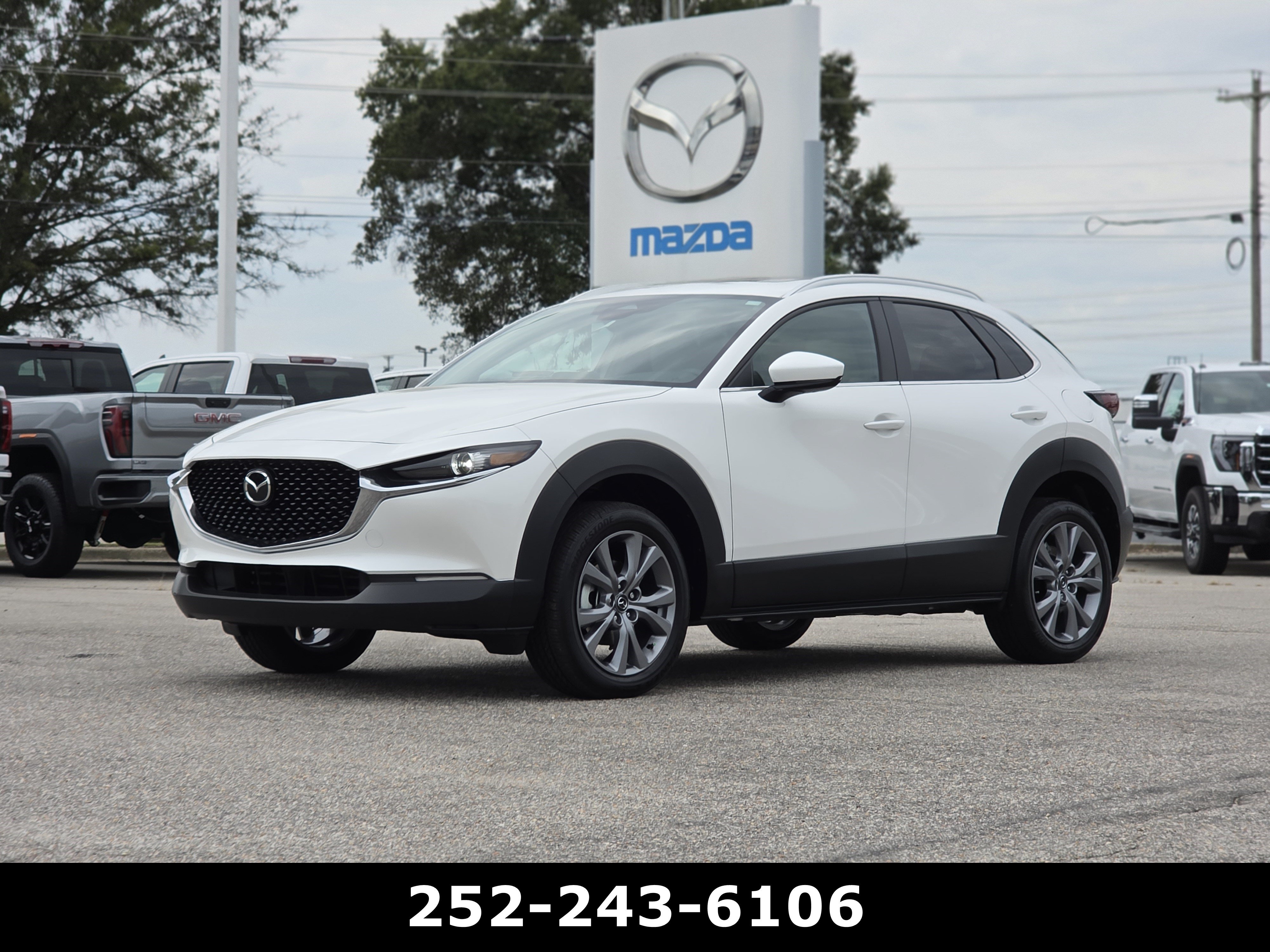 Used 2025 MAZDA CX-30 AWD 2.5 S w/ Preferred Package image 3