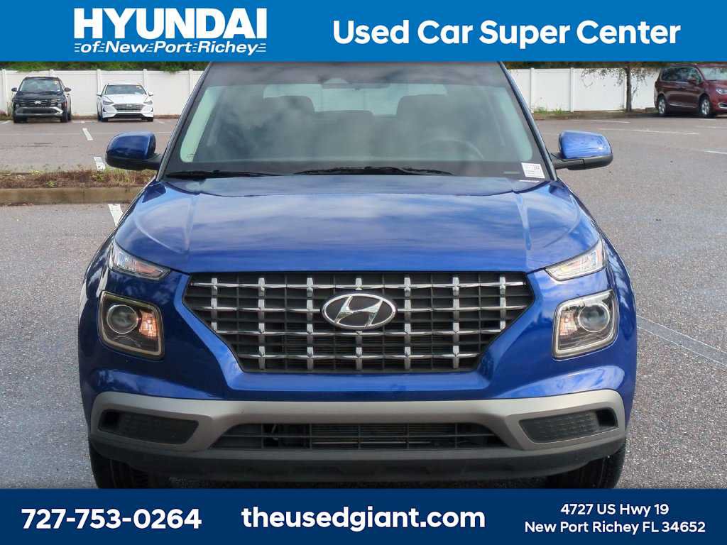 Certified 2023 Hyundai Venue SEL FWD image 8