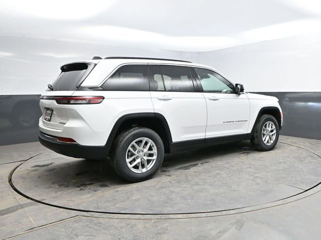 New 2026 Jeep Grand Cherokee Laredo X AWD/4WD image 7