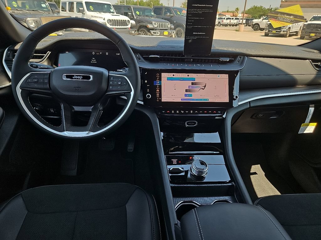 New 2026 Jeep Grand Cherokee L 4WD image 12