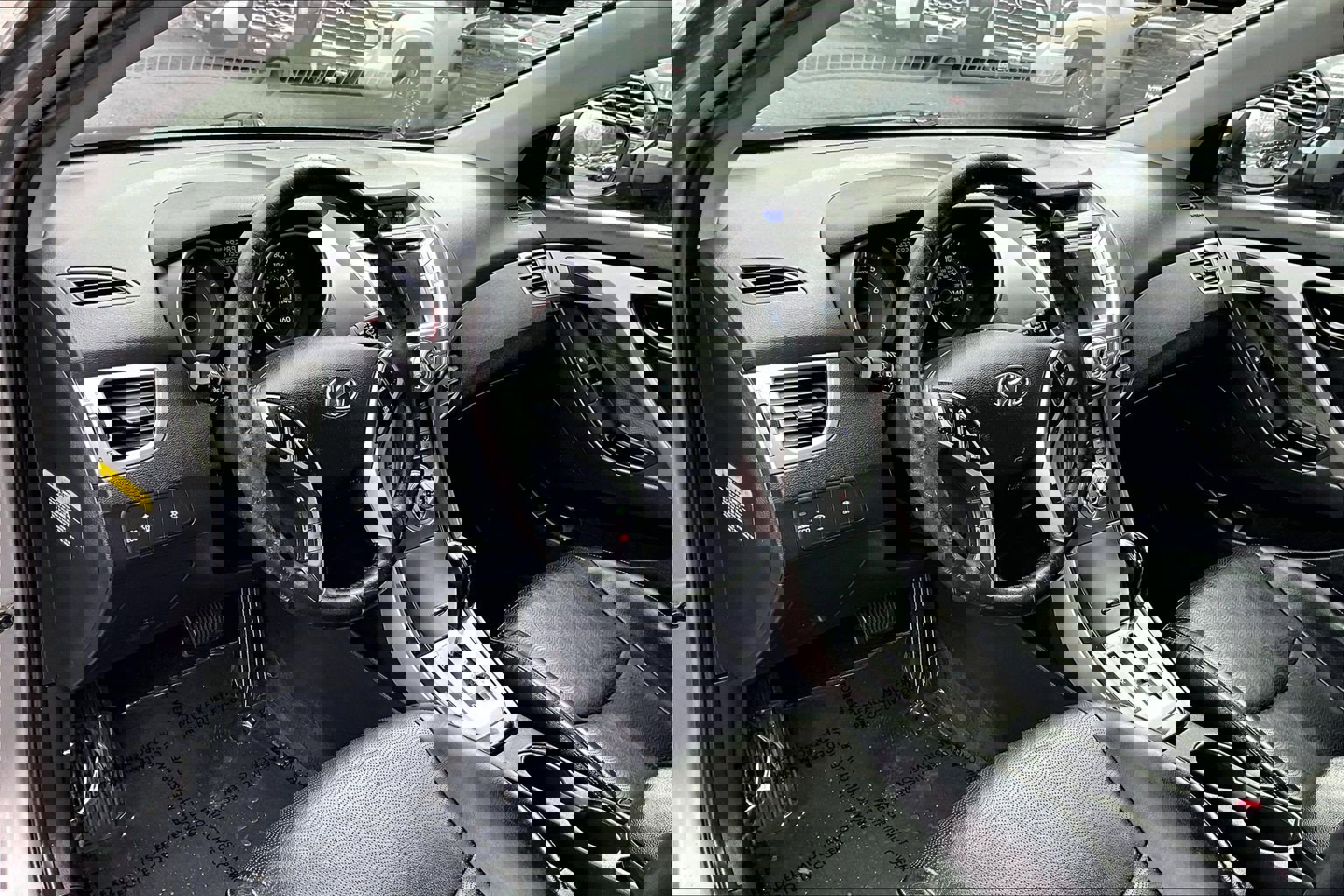 Used 2012 Hyundai Elantra Limited w/ Technology Pkg 5 image 13