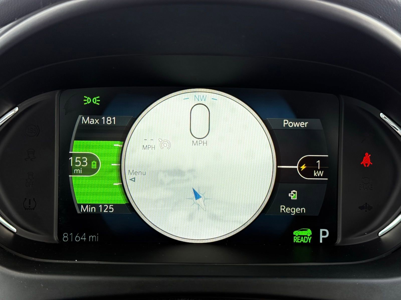 Used 2018 Chevrolet Bolt LT FWD image 29