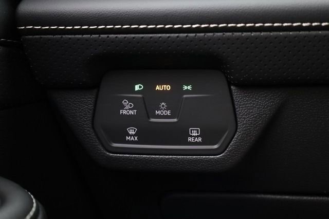 New 2026 Volkswagen Atlas Cross Sport SEL image 21