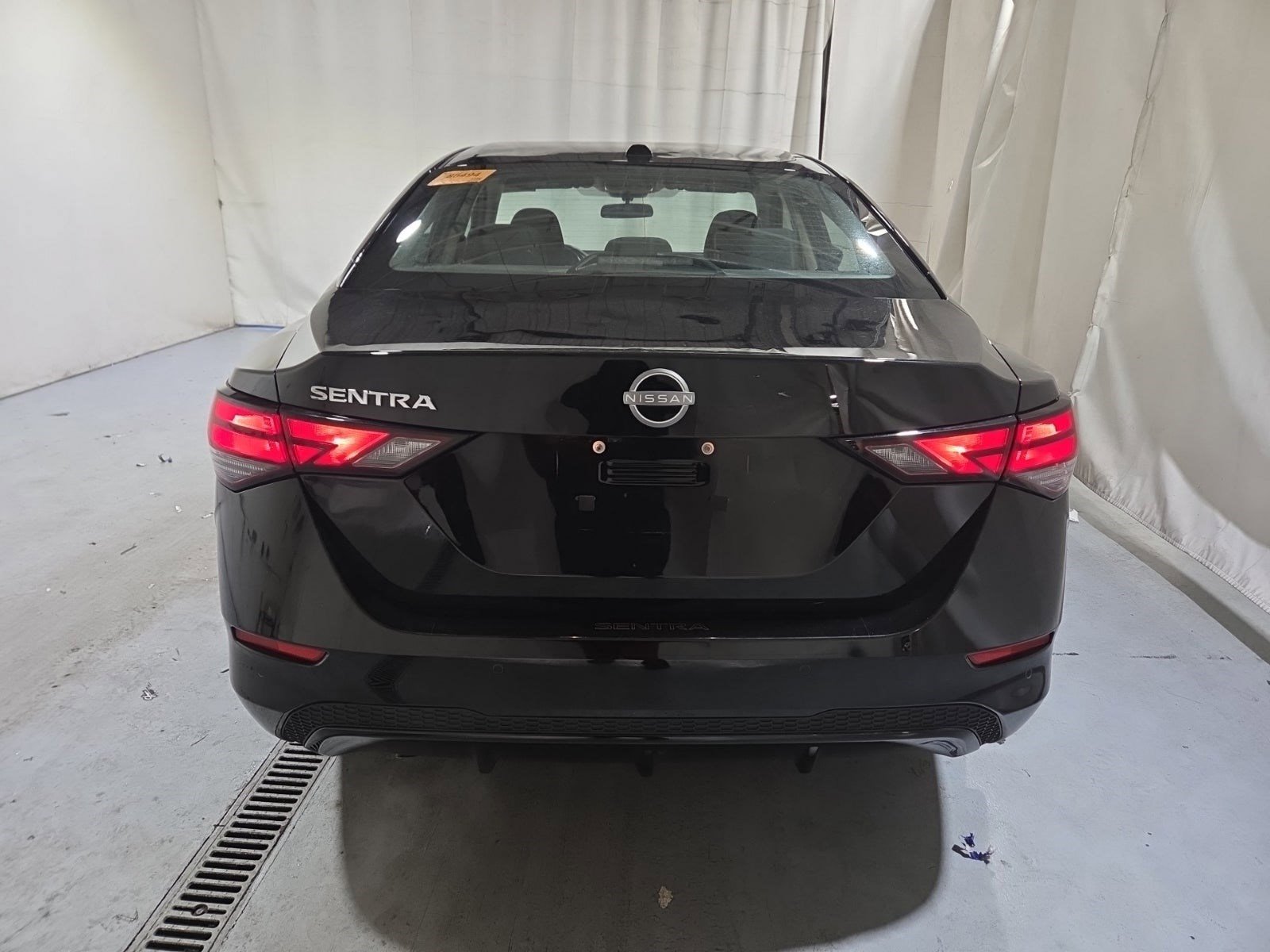 Used 2025 Nissan Sentra SV w/ All-Weather Package FWD image 6