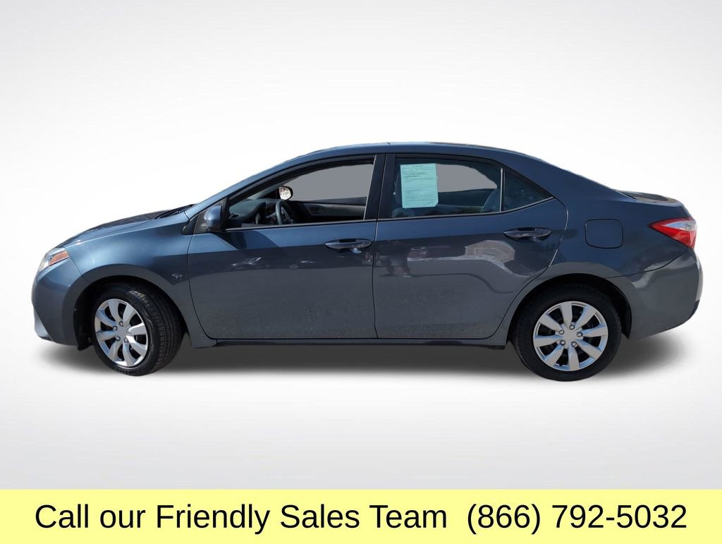 Used 2016 Toyota Corolla LE image 2