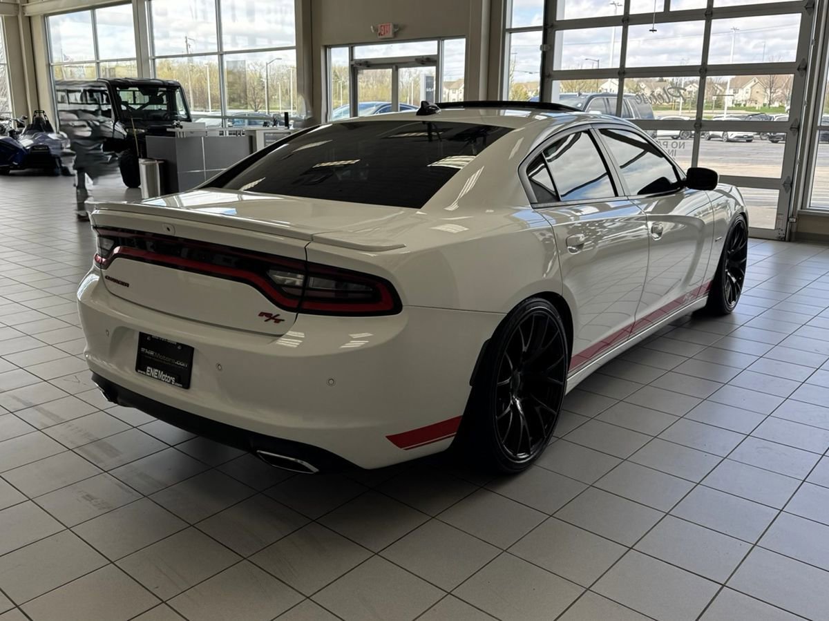 Used 2015 Dodge Charger R/T RWD image 11