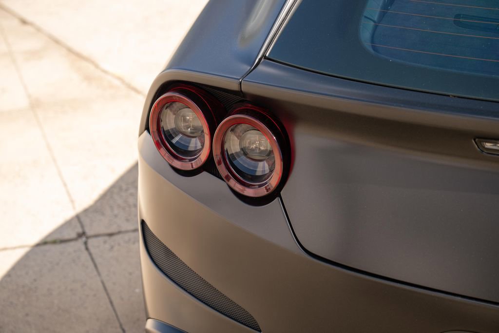 Certified 2018 Ferrari GTC4Lusso image 21