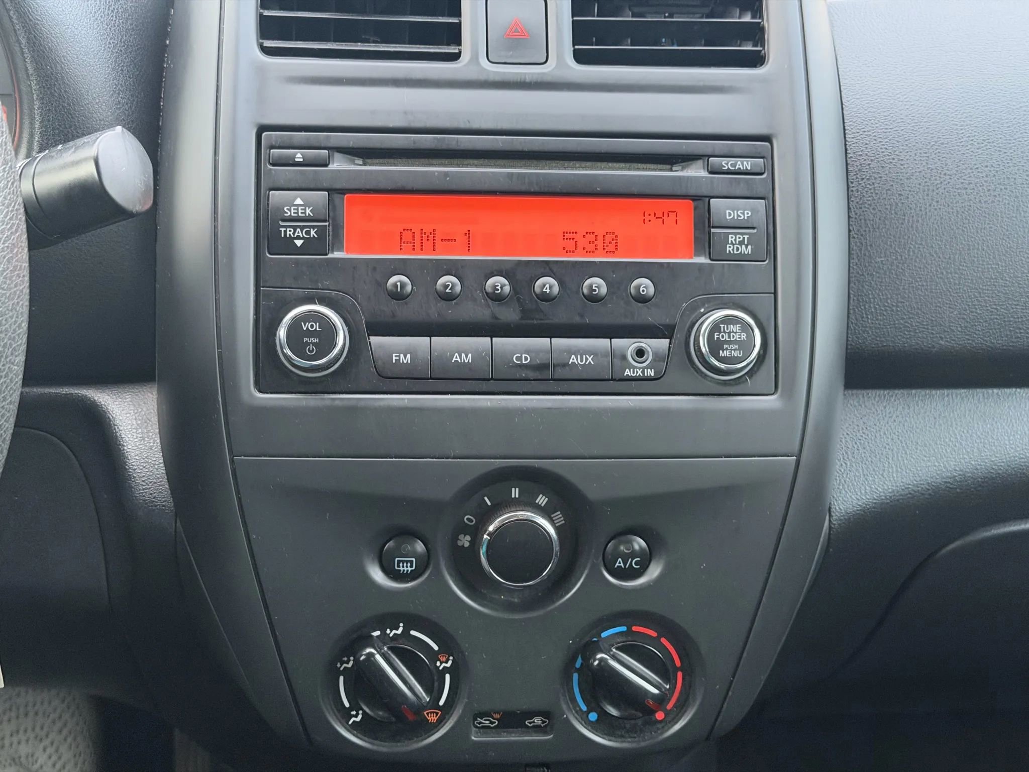 Used 2018 Nissan Versa S Plus image 26