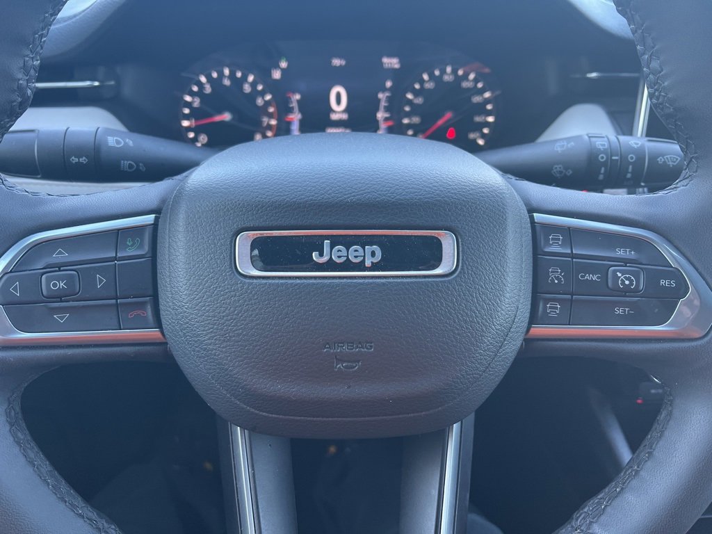 Used 2024 Jeep Compass Limited image 17